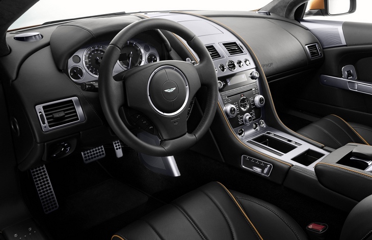 ���� Aston Martin Virage
