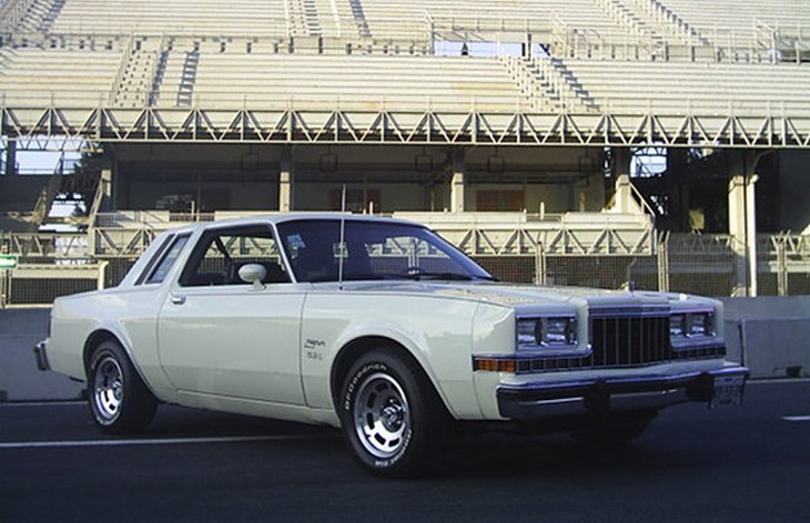  Dodge Magnum  , 19811982