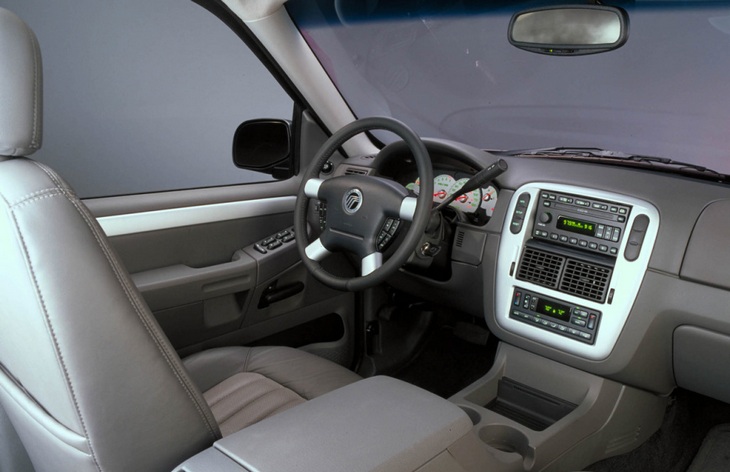 �������� ������ ������������ Mercury Mountaineer ������� ��������� (2002&ndash;2005)