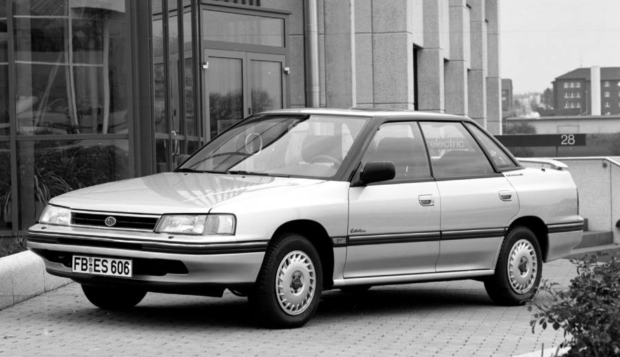 Subaru Legacy      :      1989 