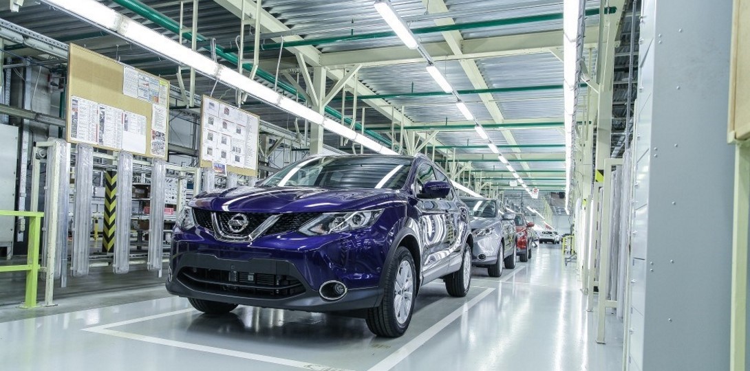 Юбилейный автомобиль Nissan выпущен в Санкт-Петербурге