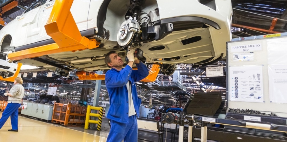 Количество сотрудников АвтоВАЗа снизилось на 7% в 2016 году