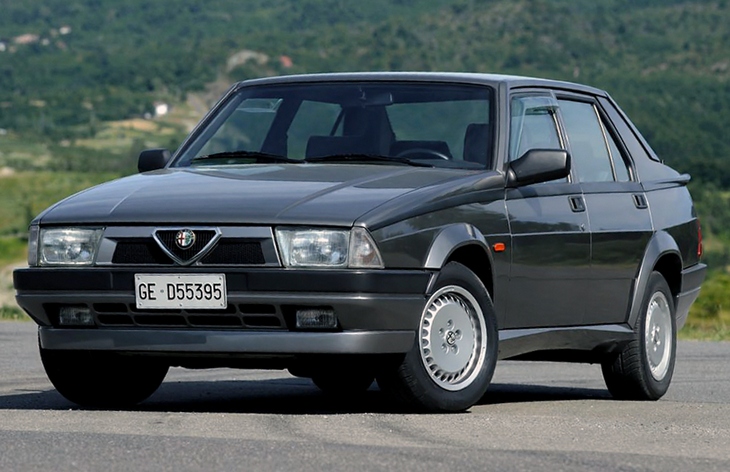 Седан Alfa Romeo 75, 1985–1992