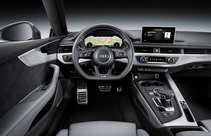 Интерьер купе Audi S5