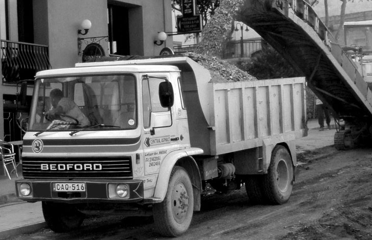 Грузовик Bedford TL, 1980–1986