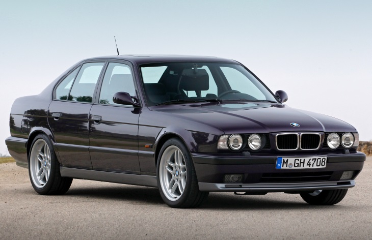 Седан BMW M5 (E34), 1988-1995