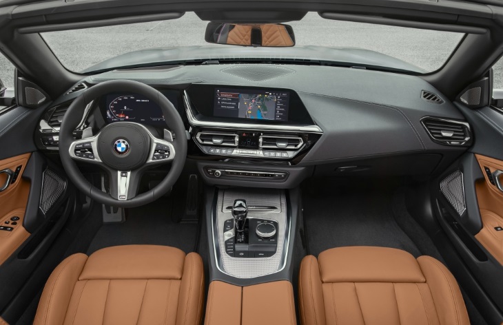 Интерьер родстера BMW Z4
