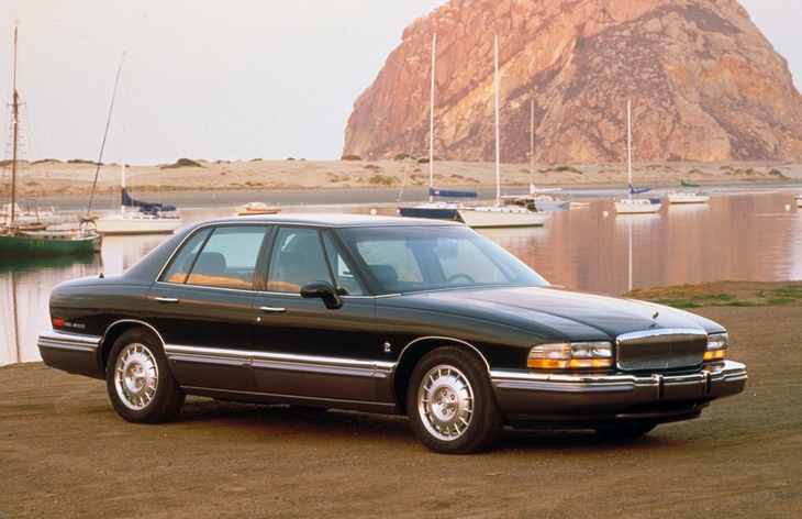 Седан Buick Park Avenue первого поколения, 1990–1996