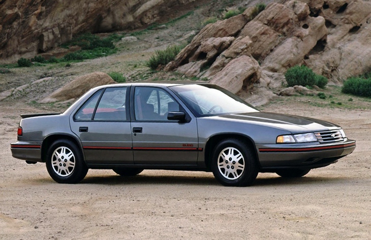Седан Chevrolet Lumina первого поколения, 1990–1994