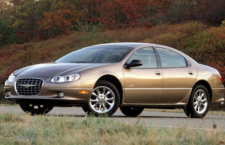 Седан Chrysler LHS второго поколения, 1999–2001
