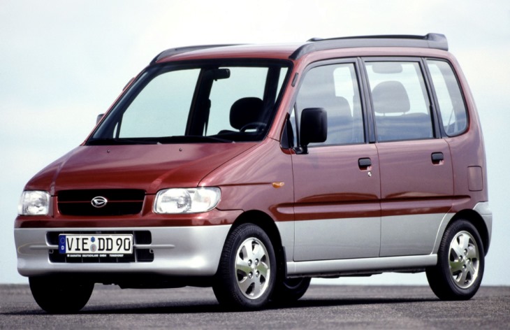 Хэтчбек Daihatsu Move второго поколения, 1998-2002