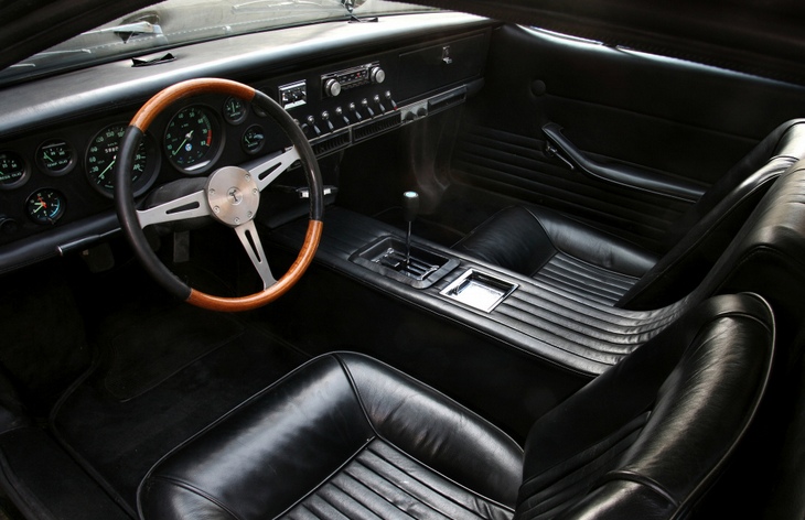 Интерьер купе De Tomaso Mangusta, 1967–1970