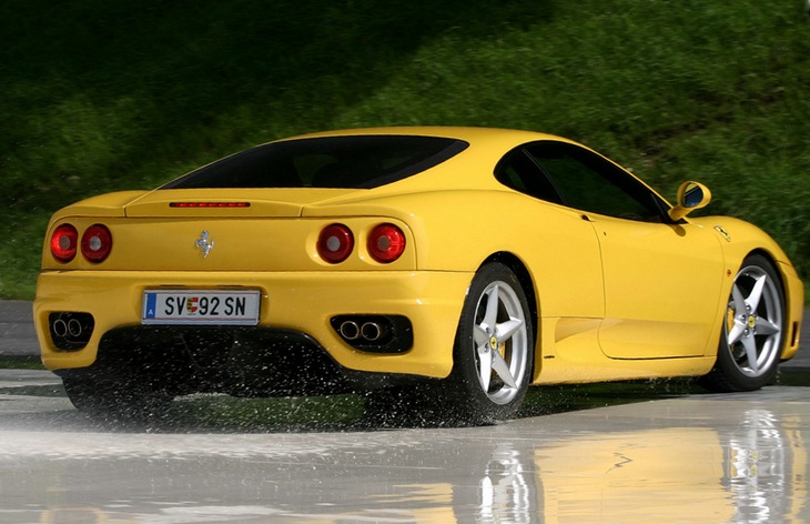 Купе Ferrari 360 Modena, 1999–2004