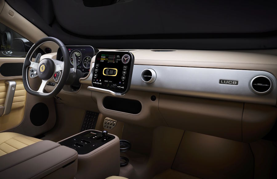 ����� ������������� Ferrari Luce