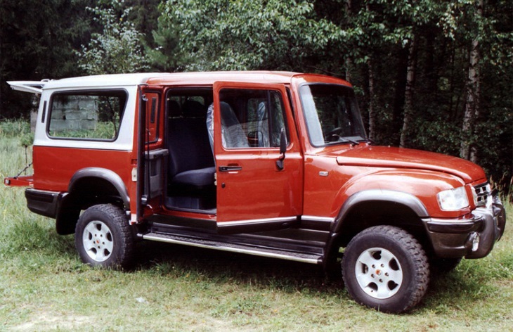 Автомобиль ГАЗ-230812 «Атаман», 2000