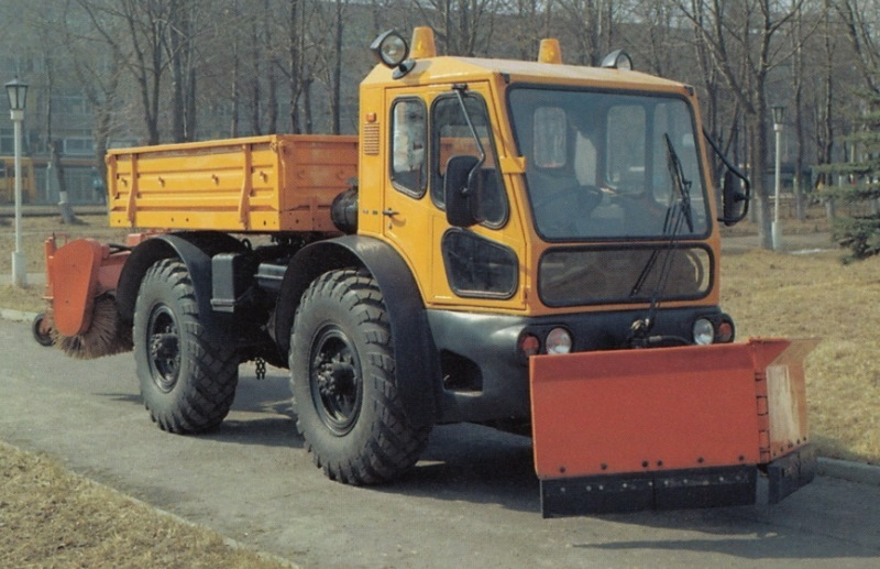 Автомобиль ГАЗ-8017