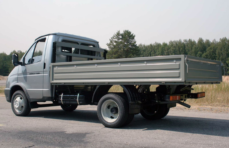 Бортовой грузовик ГАЗ-3302