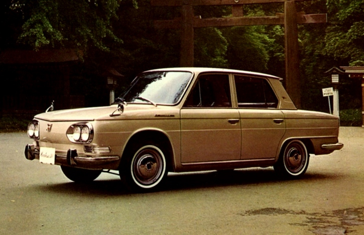 Седан Hino Contessa 1300 второго поколения, 1964–1967