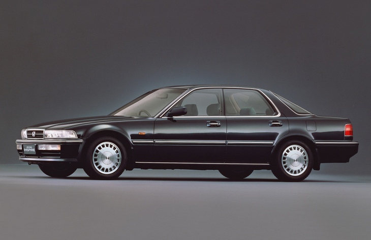 Седан Honda Inspire первого поколения (1989-1995)