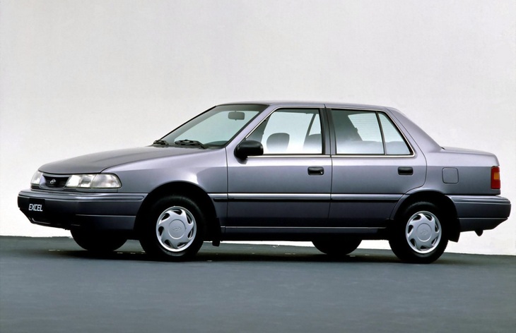 Седан Hyundai Excel второго поколения, 1989–1995