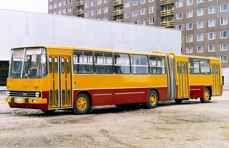 Автобус Ikarus 281