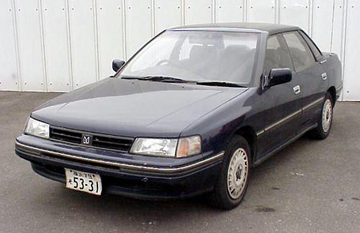 Седан Isuzu Aska второго поколения, 1990–1994