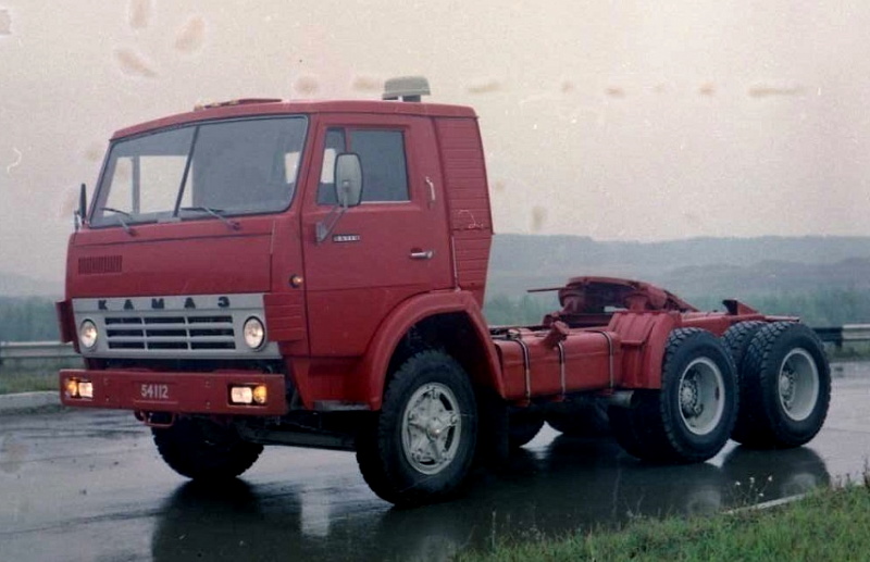 Грузовой автомобиль КамАЗ-54112