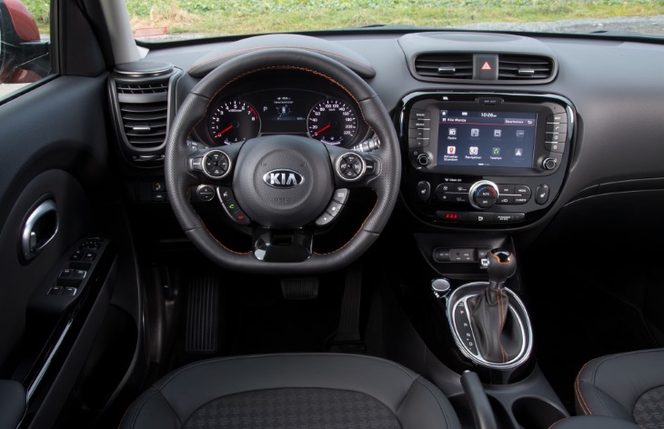kia soul istoriya modeli foto ceny