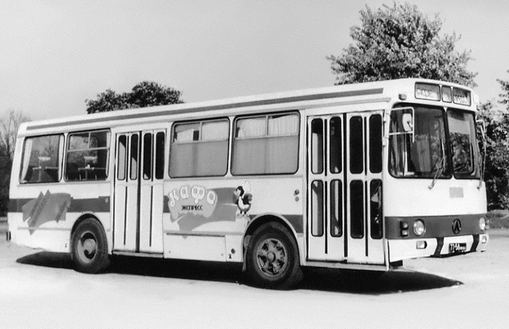 Автобус ЛАЗ-4969
