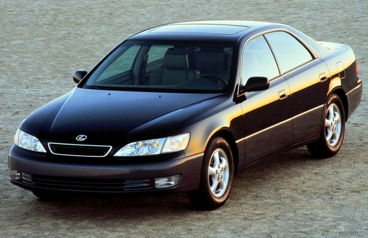 Седан Lexus ES 300 третьего поколения (XV20), 1996-2001