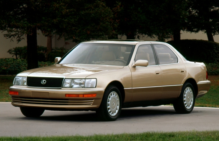 Седан Lexus LS 400 первого поколения, 1989–1994