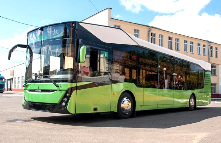 Автобус МАЗ-303