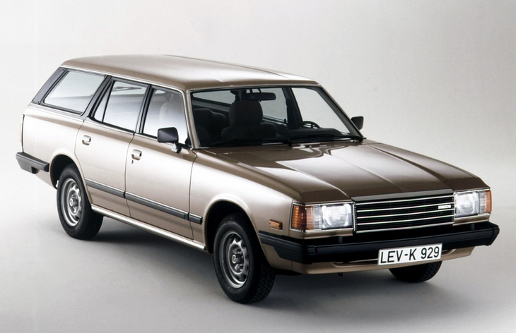 Универсал Mazda 929 Station Wagon второго поколения после рестайлинга, 1980–1987