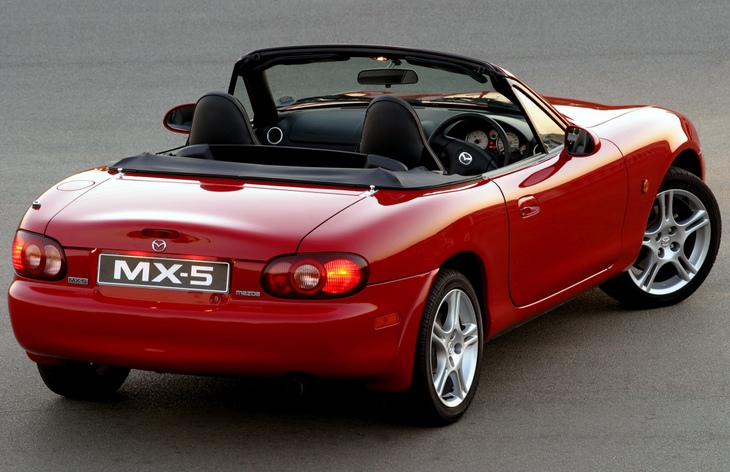 Родстер Mazda MX-5 второго поколения (NB), 1998–2005