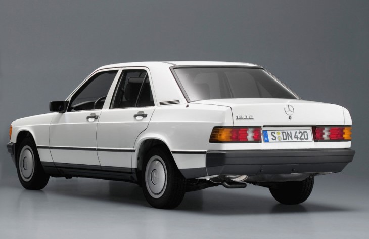 Седан Mercedes-Benz 190, 1982­-1993