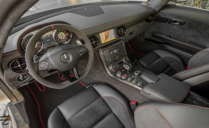 Интерьер купе Mercedes-Benz SLS AMG, 2010­-2014