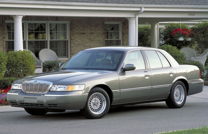 Седан Mercury Grand Marquis третьего поколения (1997–2002)