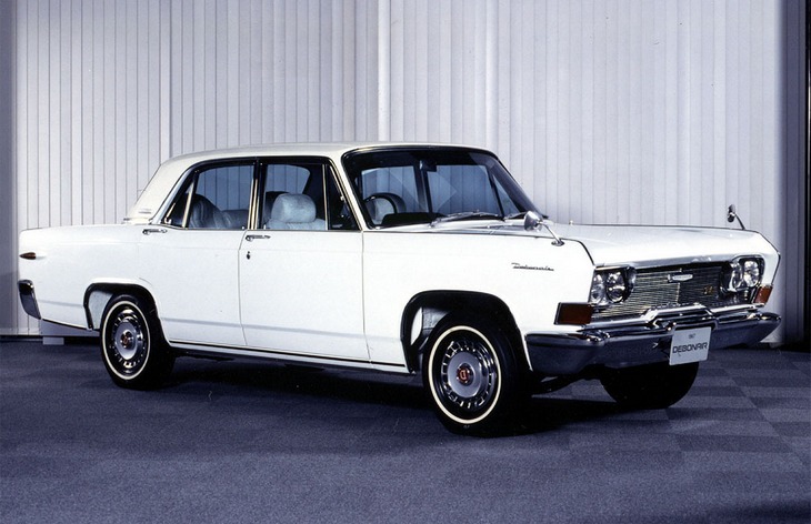 Седан Mitsubishi Debonair первого поколения (1964-1986)