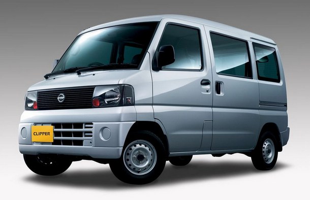 Микроавтобус Nissan Clipper Van