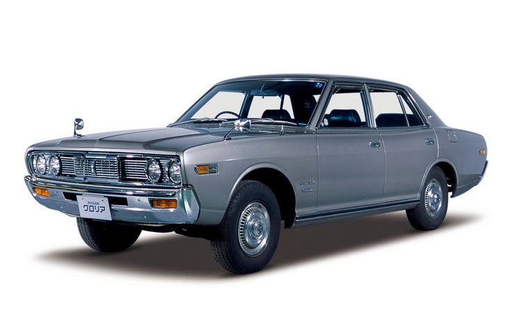 Седан Nissan Gloria второго поколения (230), 1971–1975