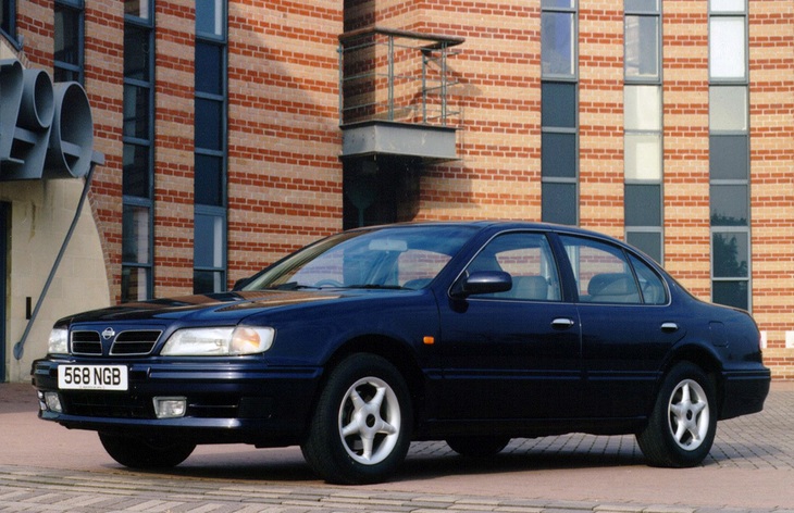Седан Nissan Maxima QX четвертого поколения (европейская версия), 1995–1999