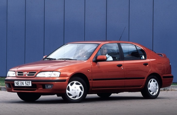 Хэтчбек Nissan Primera второго поколения, 1995­-1999
