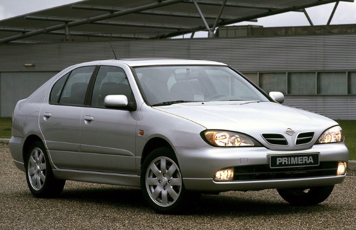 Хэтчбек Nissan Primera второго поколения после рестайлинга, 1999­-2002