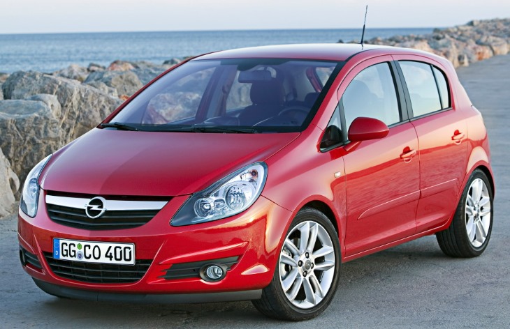 Пятидверный хэтчбек Opel Corsa четвертого поколения