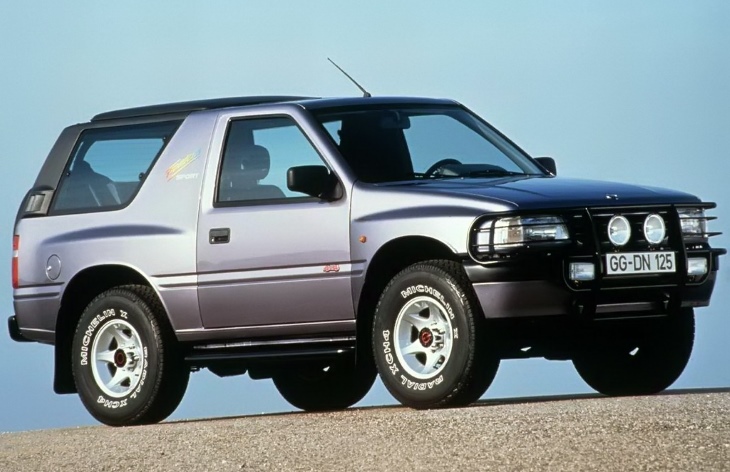 Внедорожник Opel Frontera Sport первого поколения