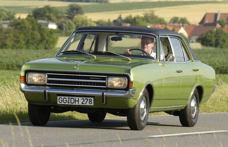 Седан Opel Rekord пятого поколения (C), 1967–1971