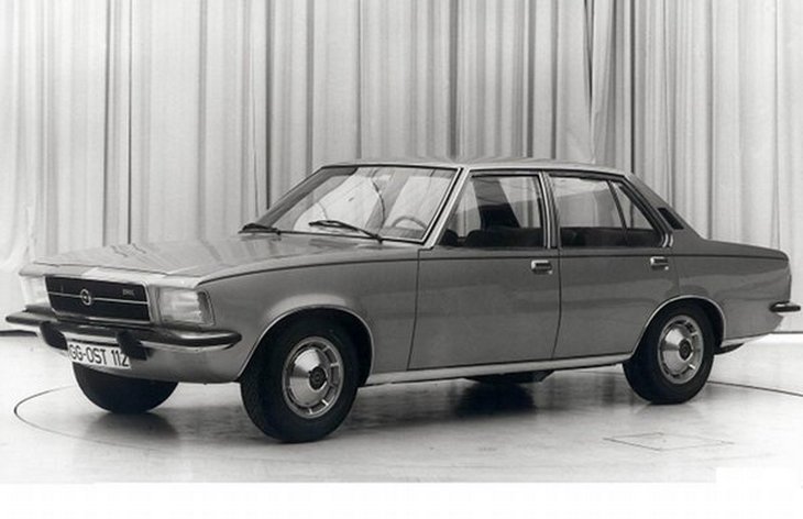 Седан Opel Rekord шестого поколения (D), 1972–1977