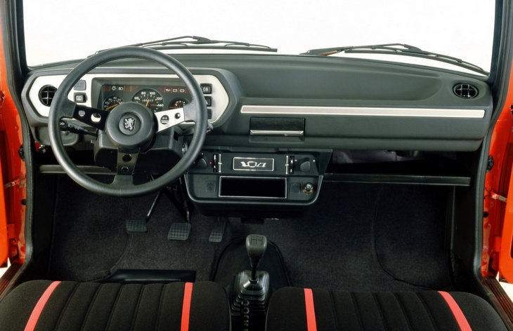 Интерьер модели Peugeot 104, 1972–1988