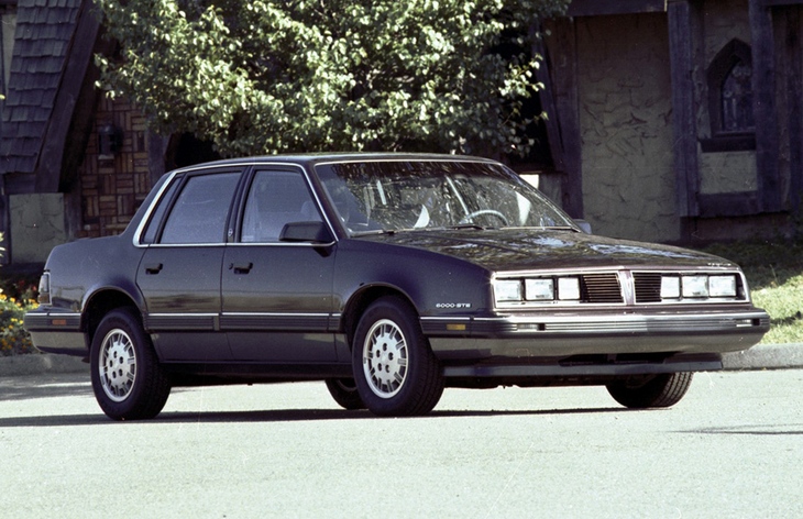 Седан Pontiac 6000 (1981–1991)