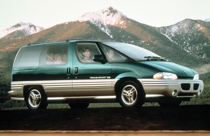 Минивэн Pontiac Trans Sport первого поколения после рестайлинга, 1994–1996